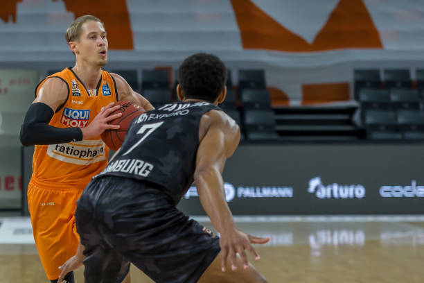 赛的三分球 赛的三分球